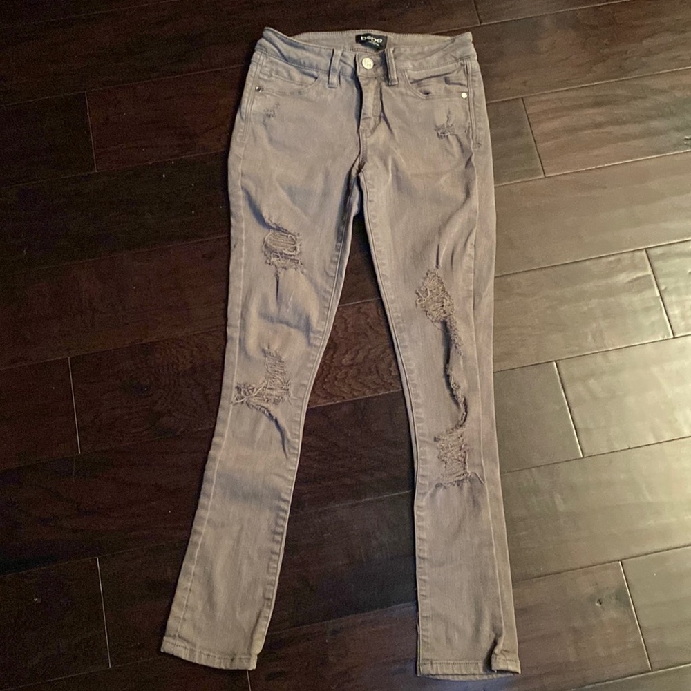 Bebe jeans in color olive